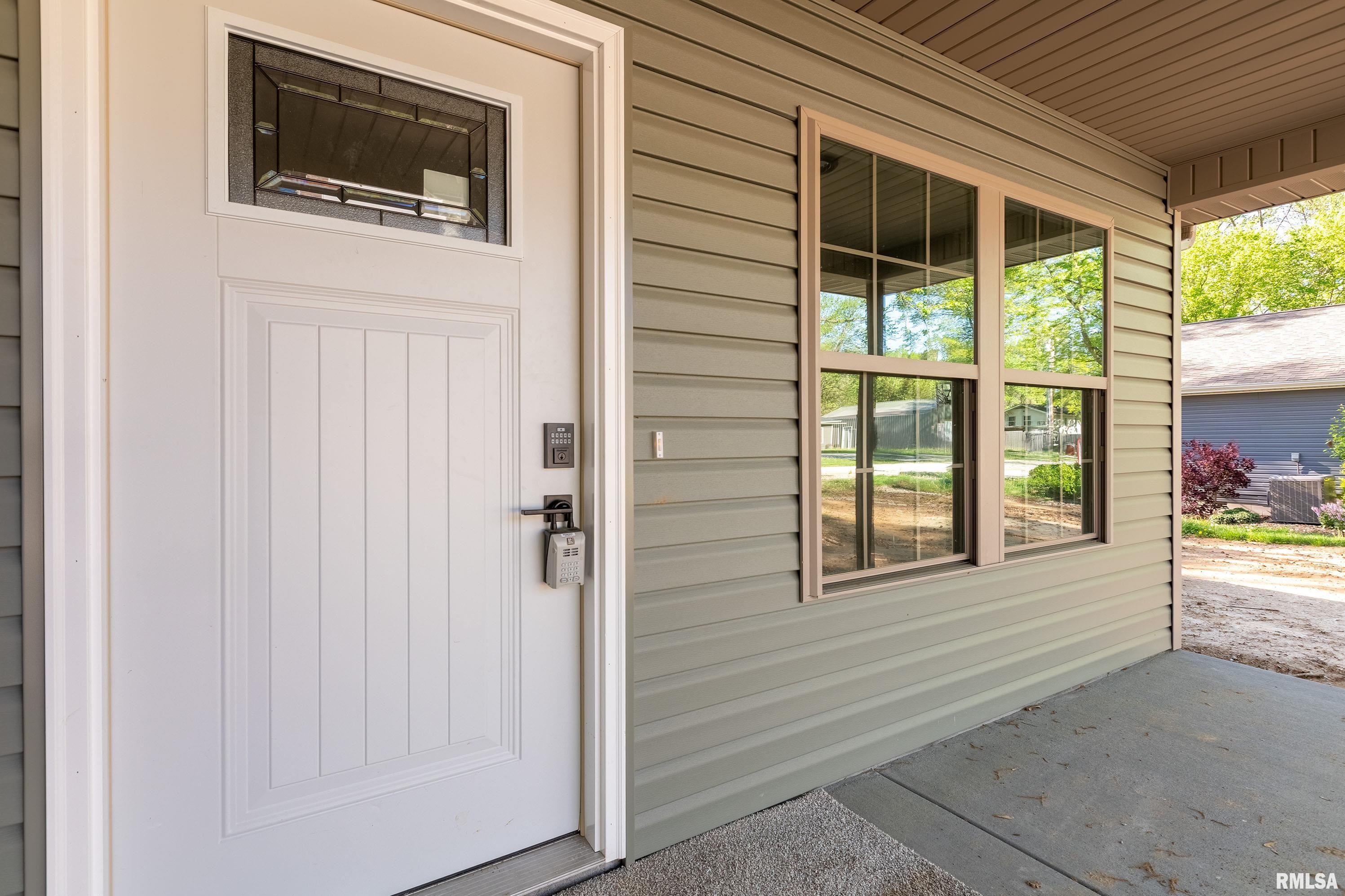 212 Saddie Lane, Cambria, Illinois image 4