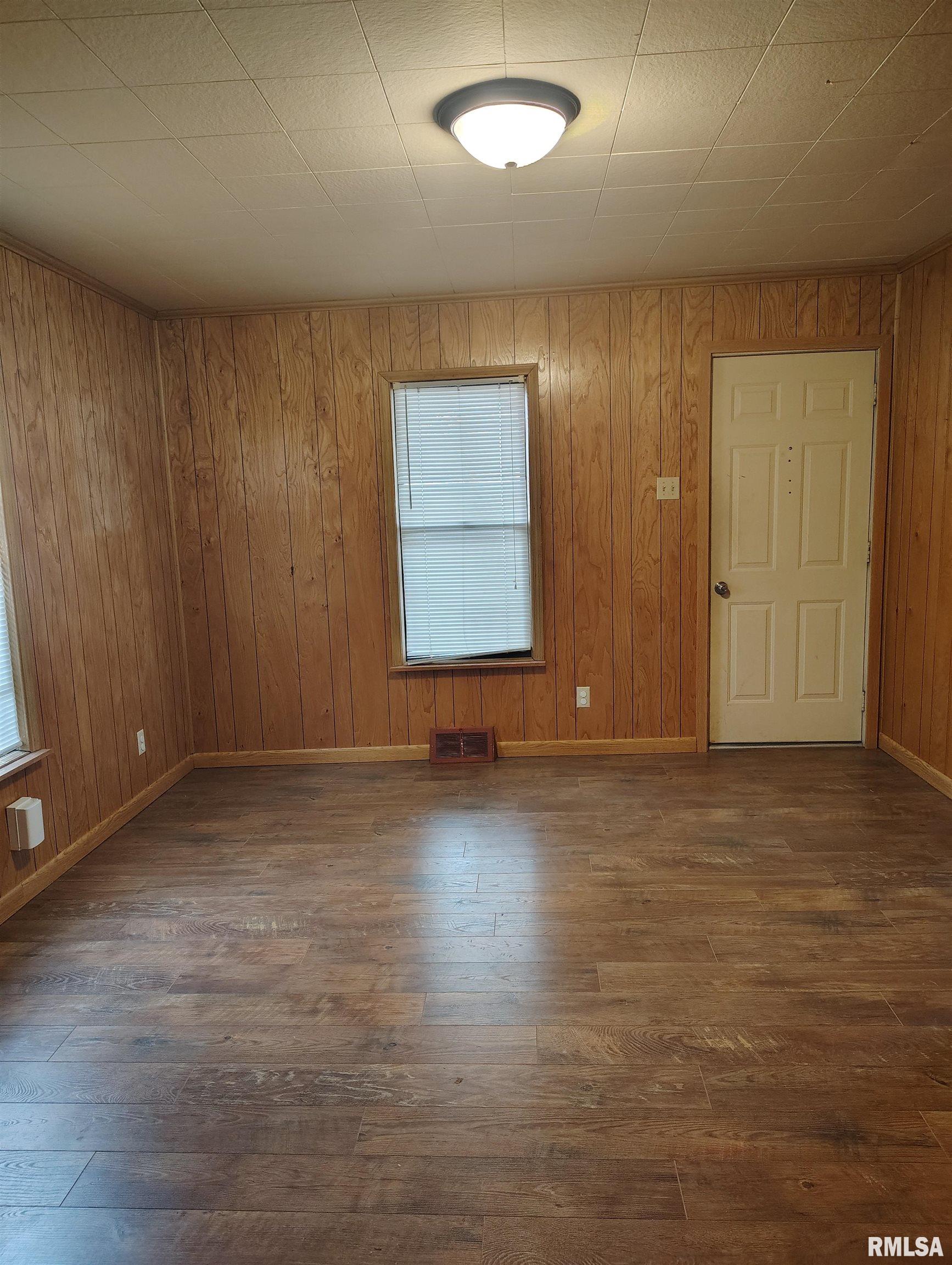 415 N Pearl Street, Havana, Illinois image 22