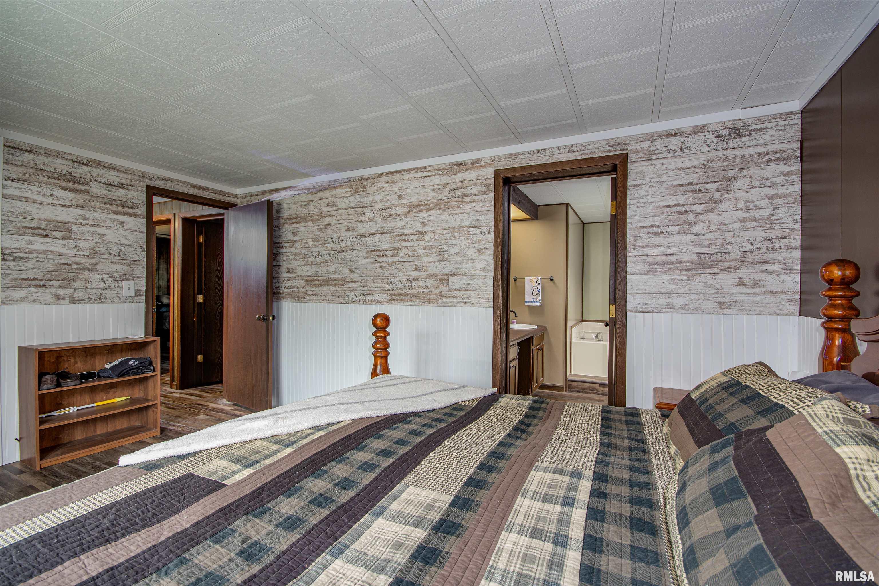 631 Community Beach Road, Centralia, Illinois image 13