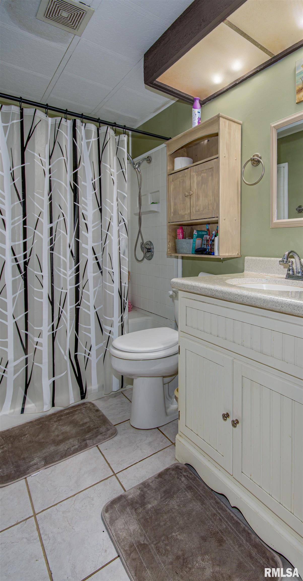 631 Community Beach Road, Centralia, Illinois image 17