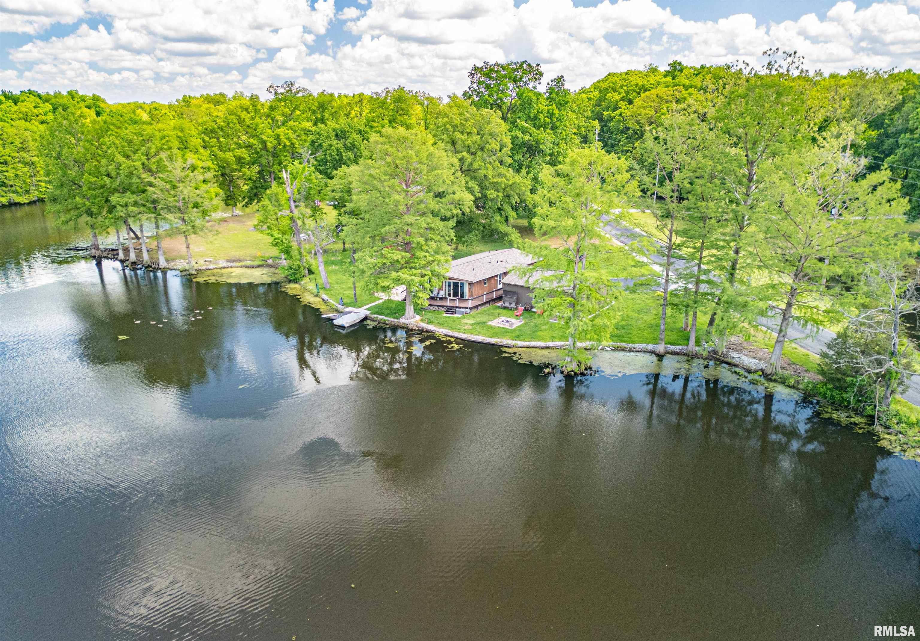 631 Community Beach Road, Centralia, Illinois image 1