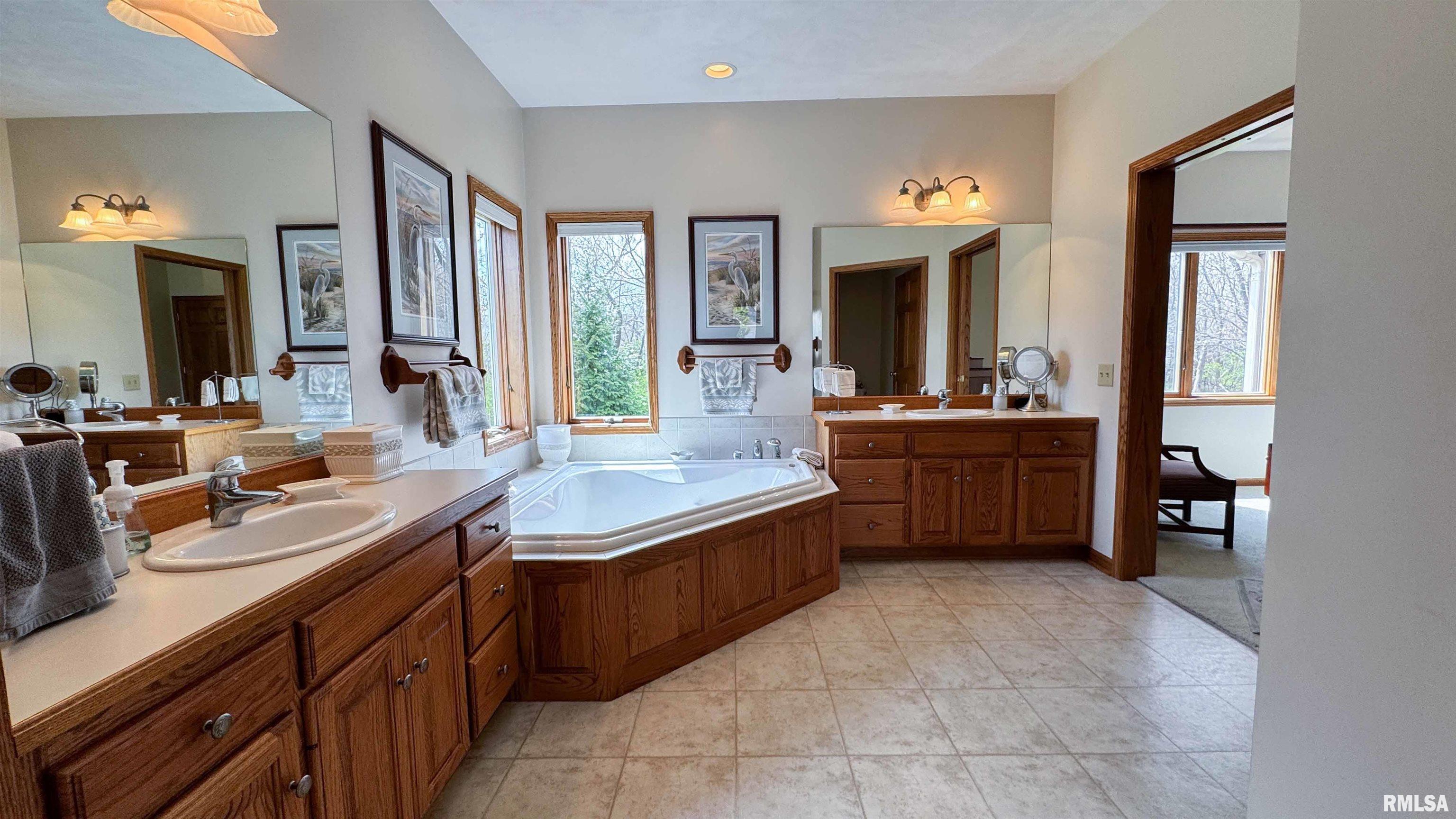 1714 Oak Ridge, Washington, Illinois image 29