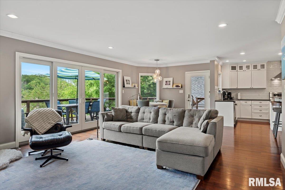 20 East Hazel Dell Lane, Springfield, Illinois image 12