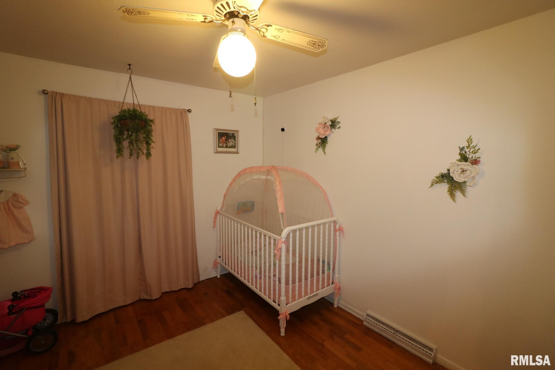 303 S Greenbriar Road, Carterville, Illinois image 22
