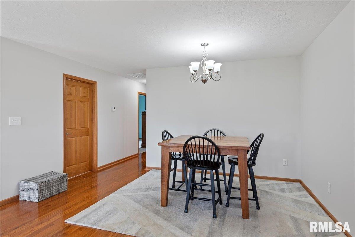 7878 Cardinal Hill Road, Rochester, Illinois image 13