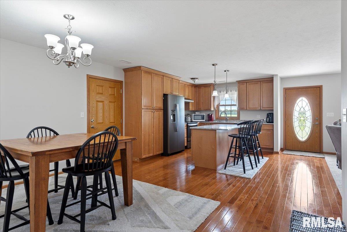 7878 Cardinal Hill Road, Rochester, Illinois image 15