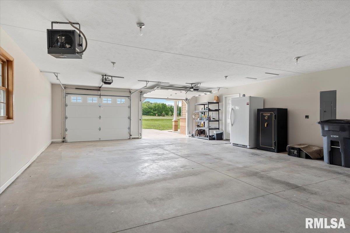 7878 Cardinal Hill Road, Rochester, Illinois image 30