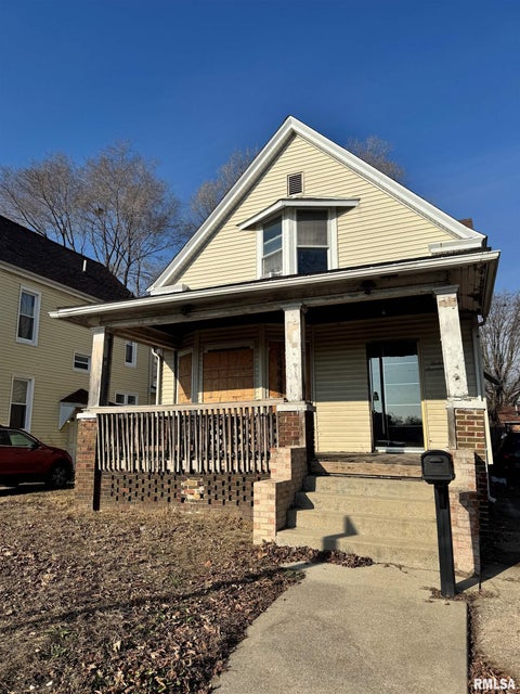 Homes For Sale - 1217 E Converse Avenue<br/> Springfield, IL 62702