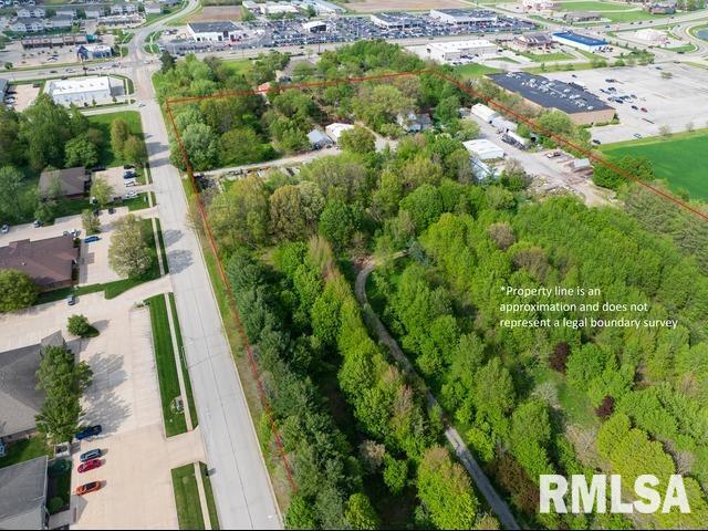 Photo 1 of 15 — 4234 WABASH Avenue, Springfield, IL 62711