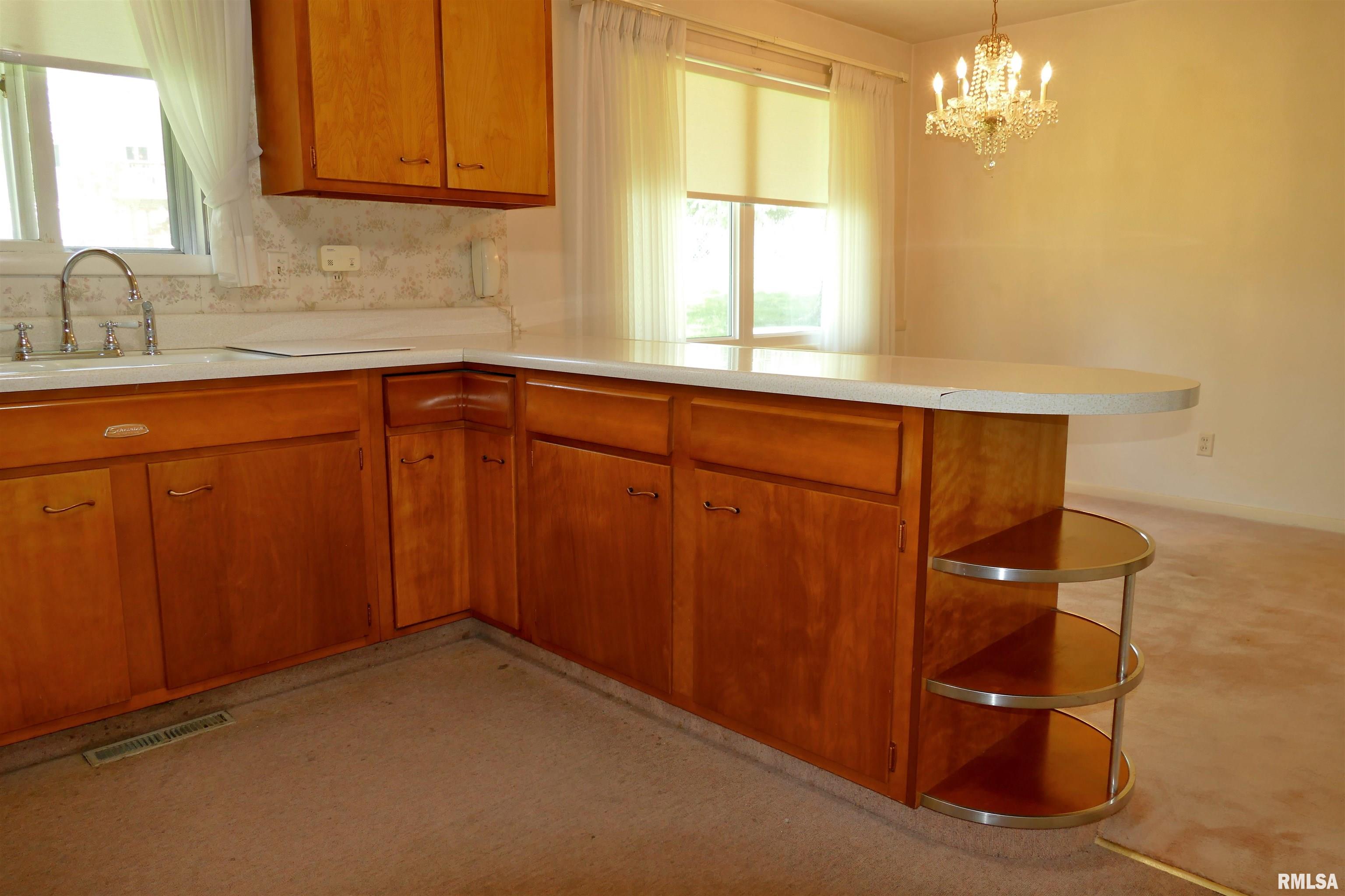3321 W Birkshire Drive, Peoria, Illinois image 14