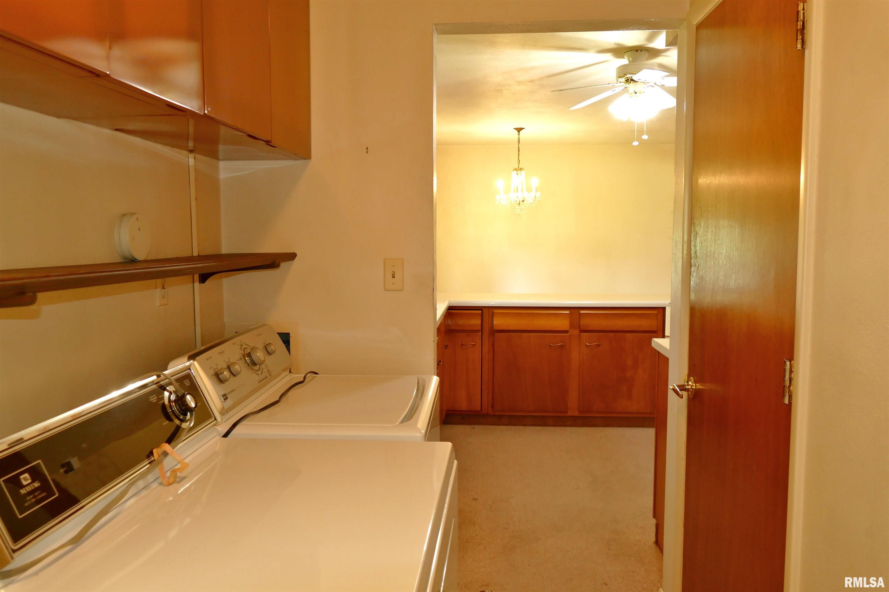 3321 W Birkshire Drive, Peoria, Illinois image 17