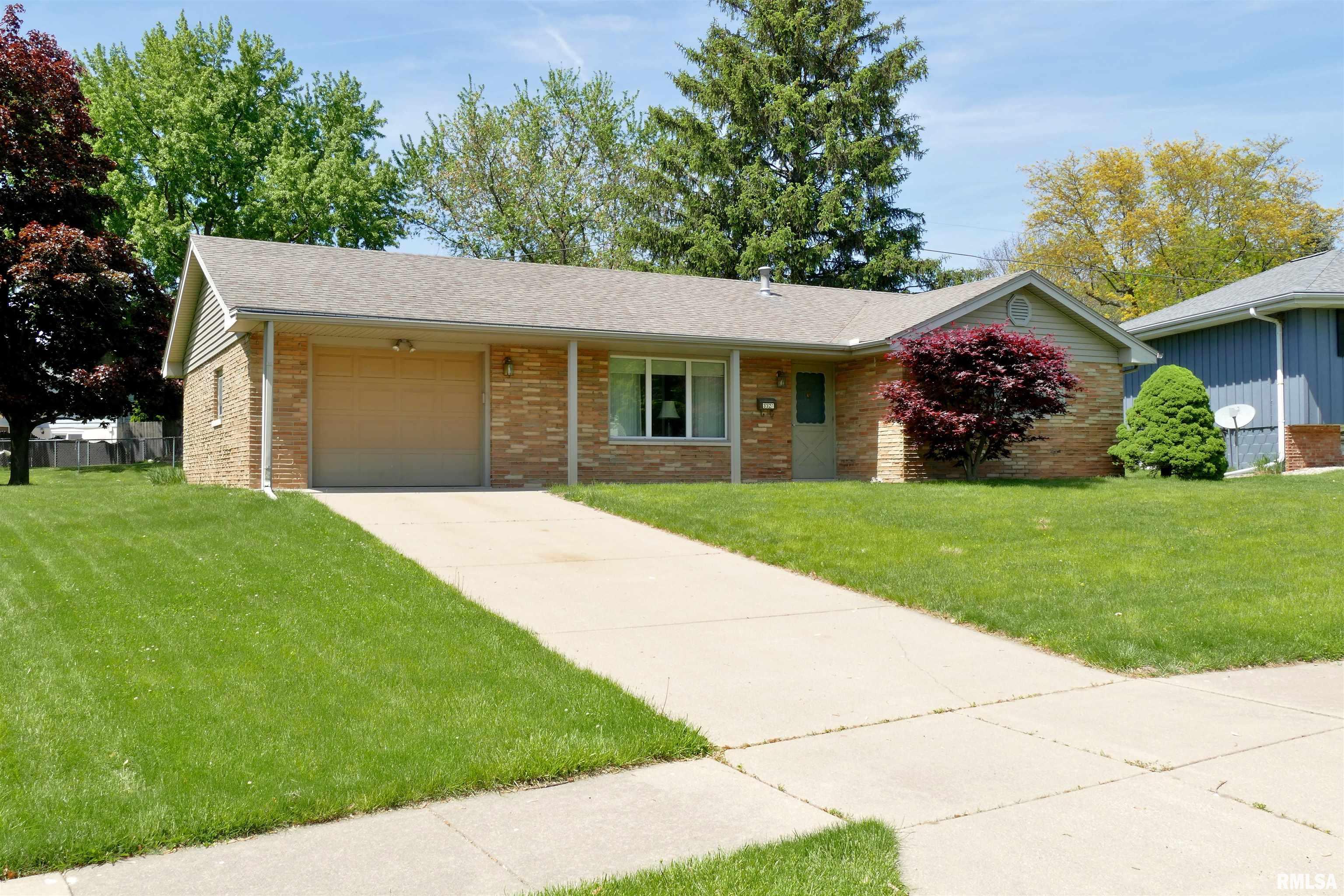 3321 W Birkshire Drive, Peoria, Illinois image 3
