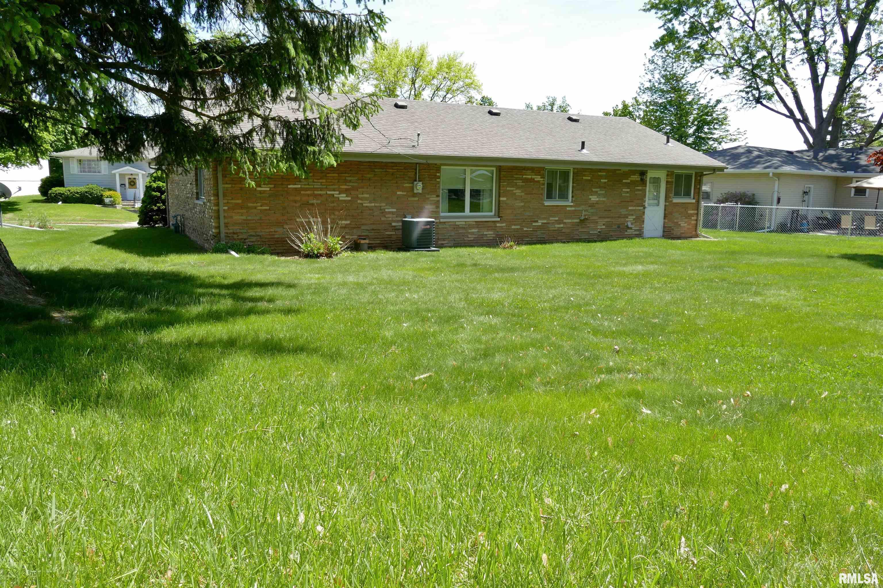 3321 W Birkshire Drive, Peoria, Illinois image 27
