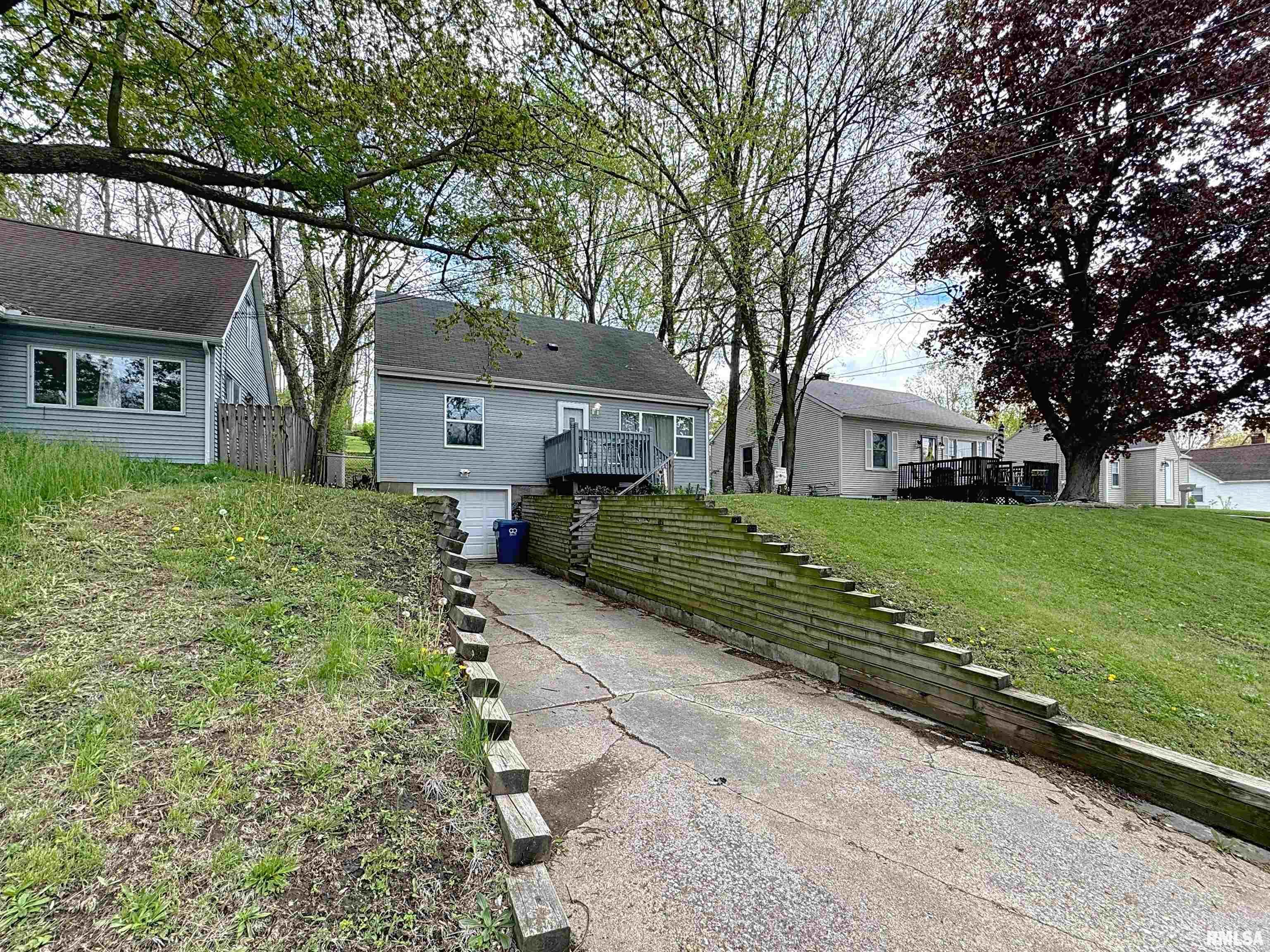 435 Waverly Road, Davenport, Iowa image 3