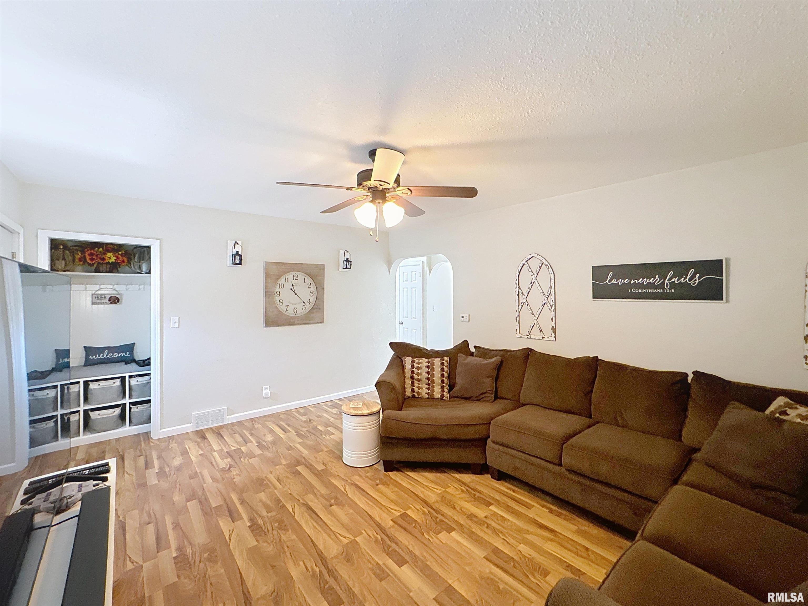 435 Waverly Road, Davenport, Iowa image 7