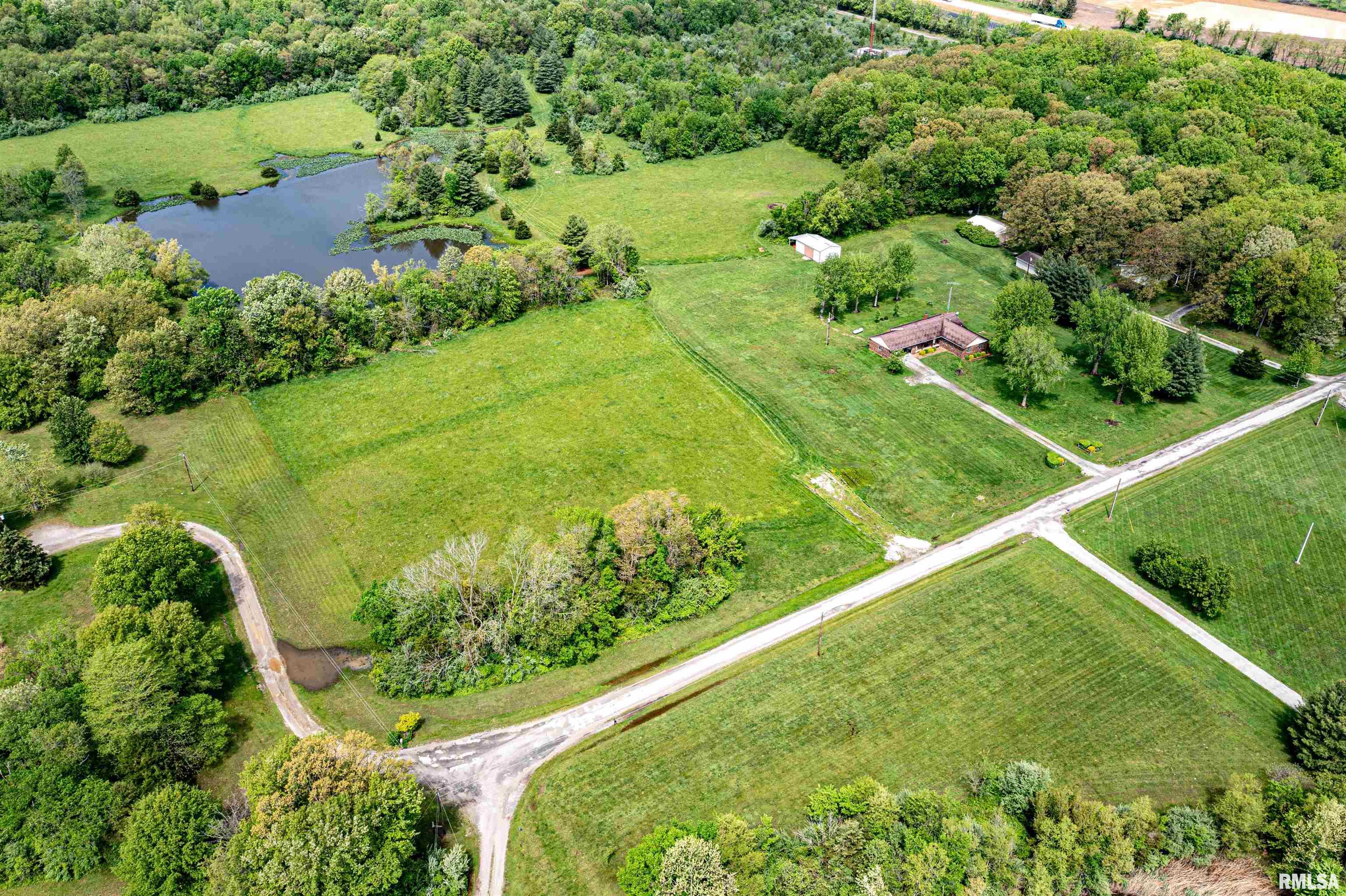 16123 N Hickory Lane, Woodlawn, Illinois image 2
