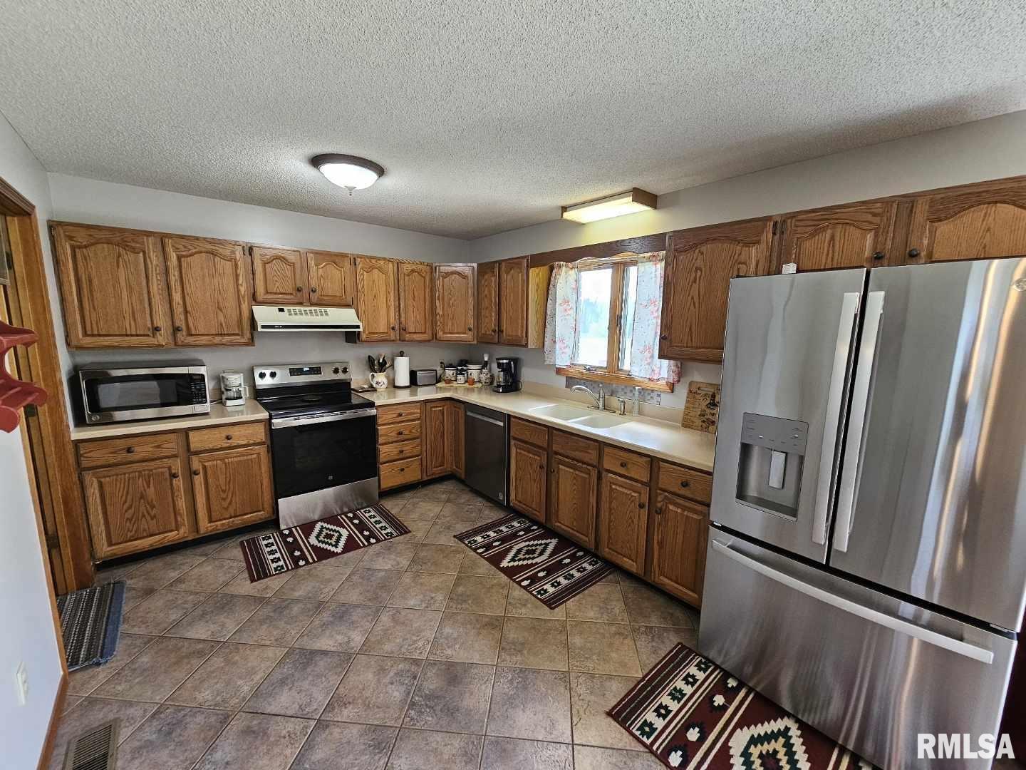 16123 N Hickory Lane, Woodlawn, Illinois image 24