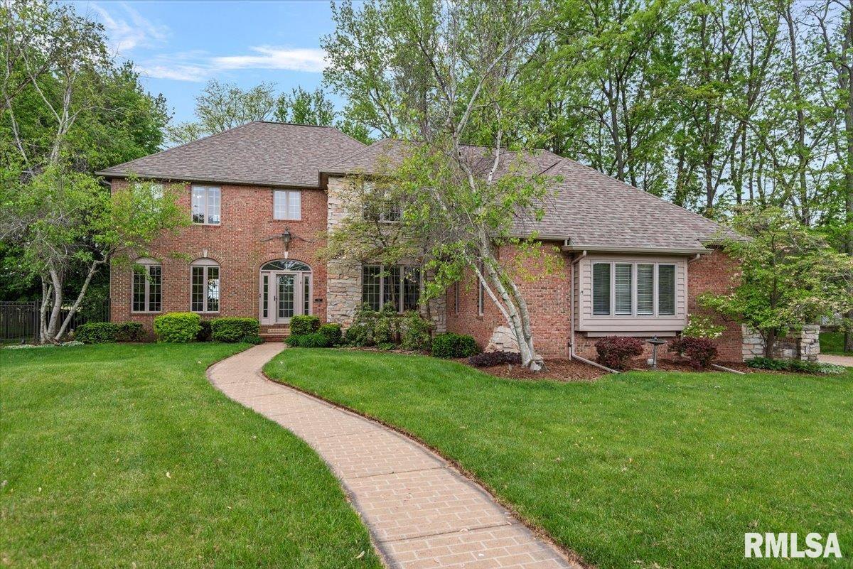 10 Woodland Trail, Rochester, Illinois image 1
