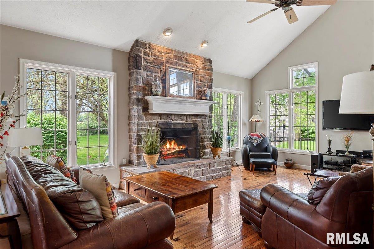 10 Woodland Trail, Rochester, Illinois image 24