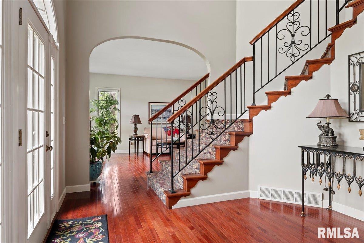 10 Woodland Trail, Rochester, Illinois image 5