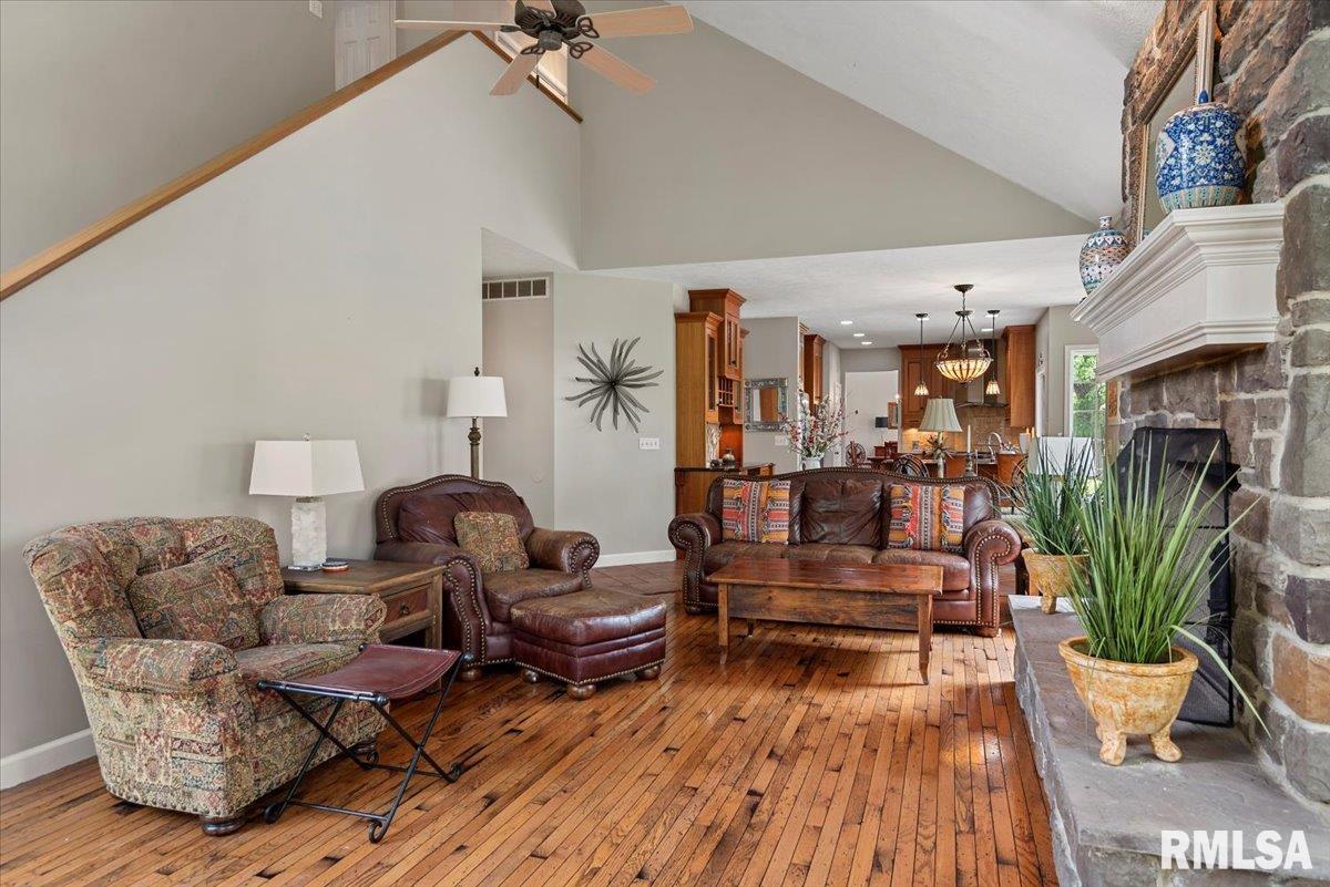 10 Woodland Trail, Rochester, Illinois image 26