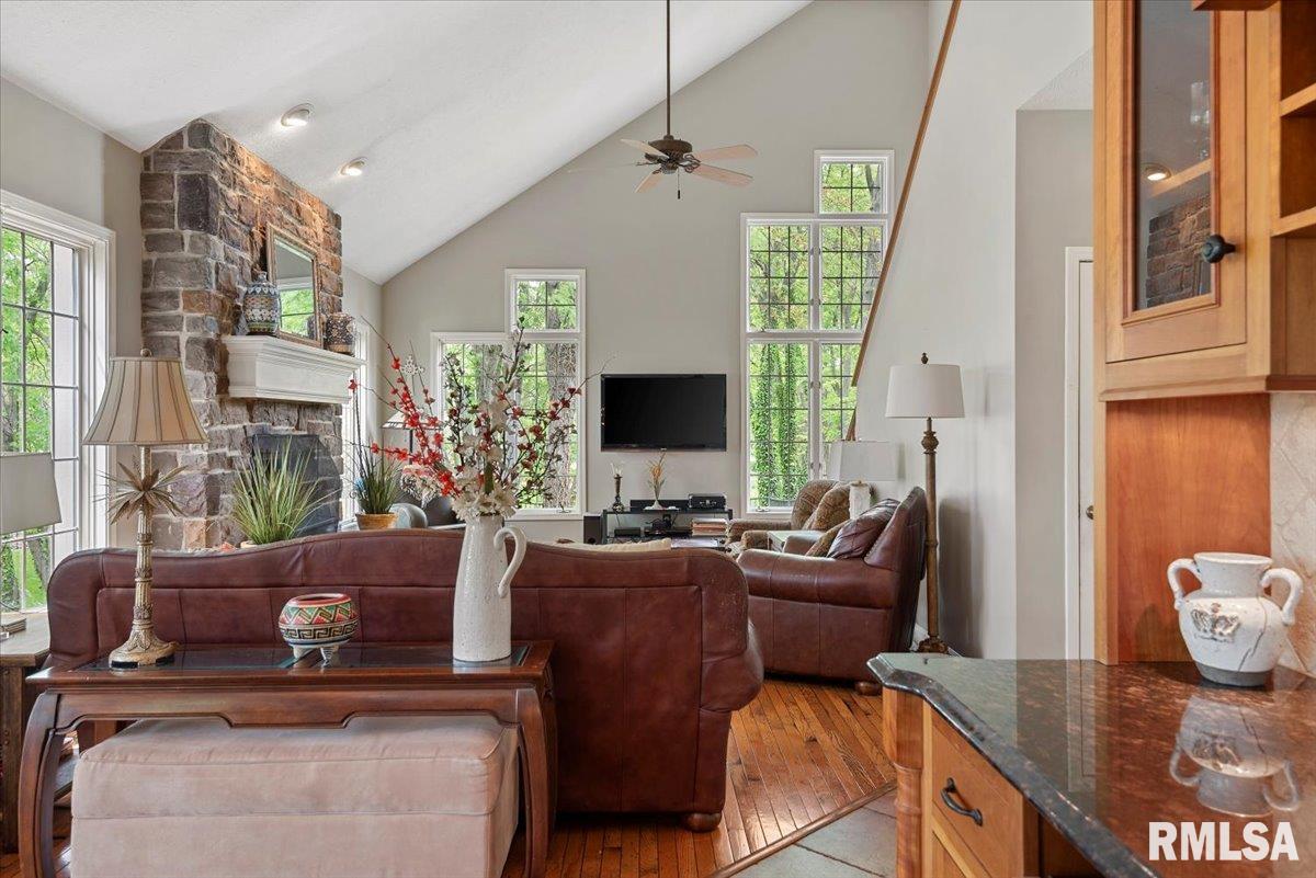 10 Woodland Trail, Rochester, Illinois image 22