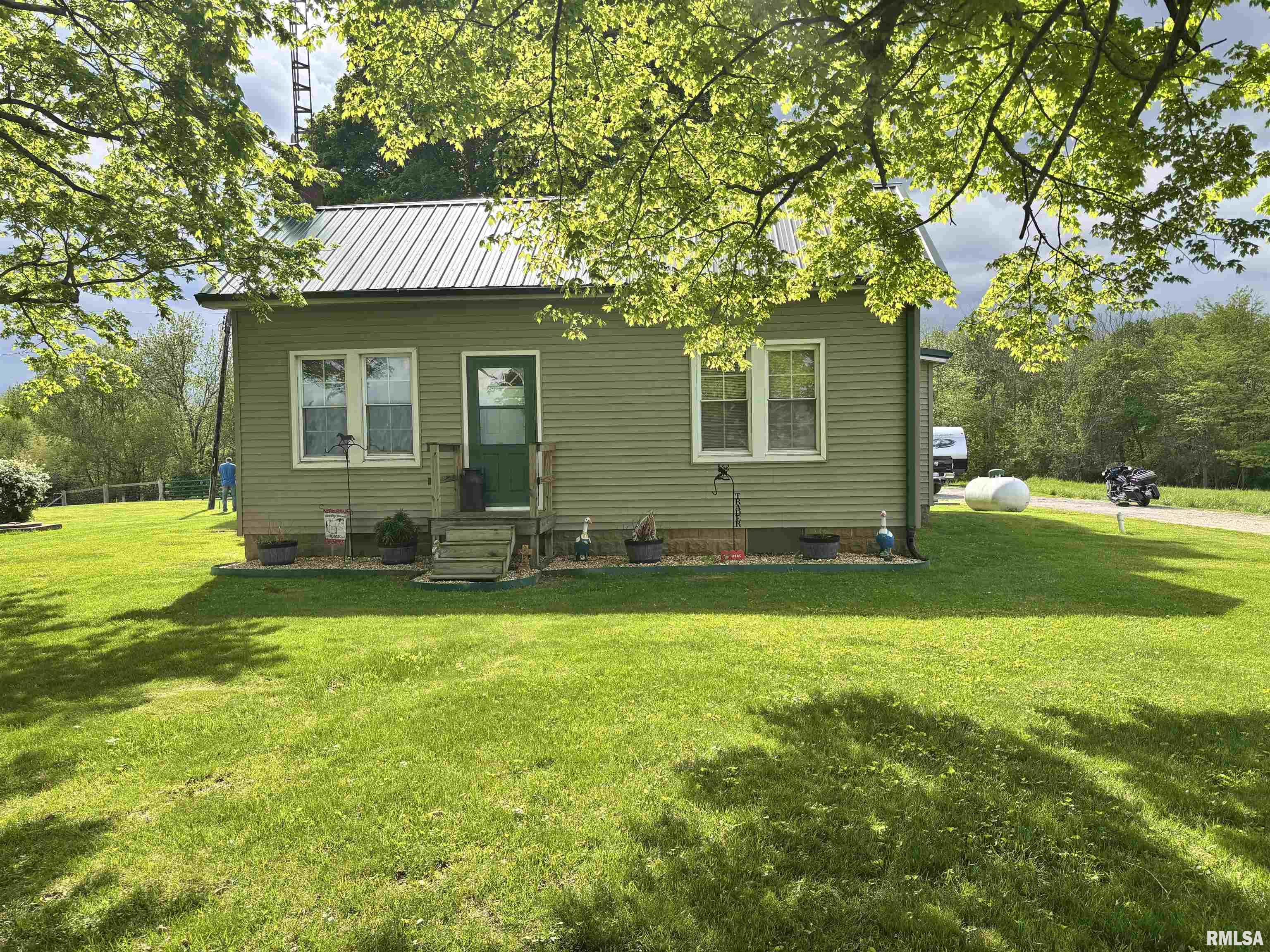 1867 Saint Pauls Church Road, Chapin, Illinois image 2