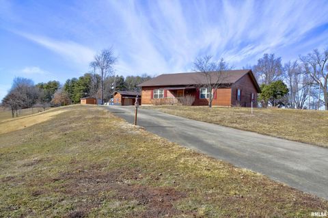 Homes For Sale - 920 N Pearl Street<br/> Macomb, IL 61455