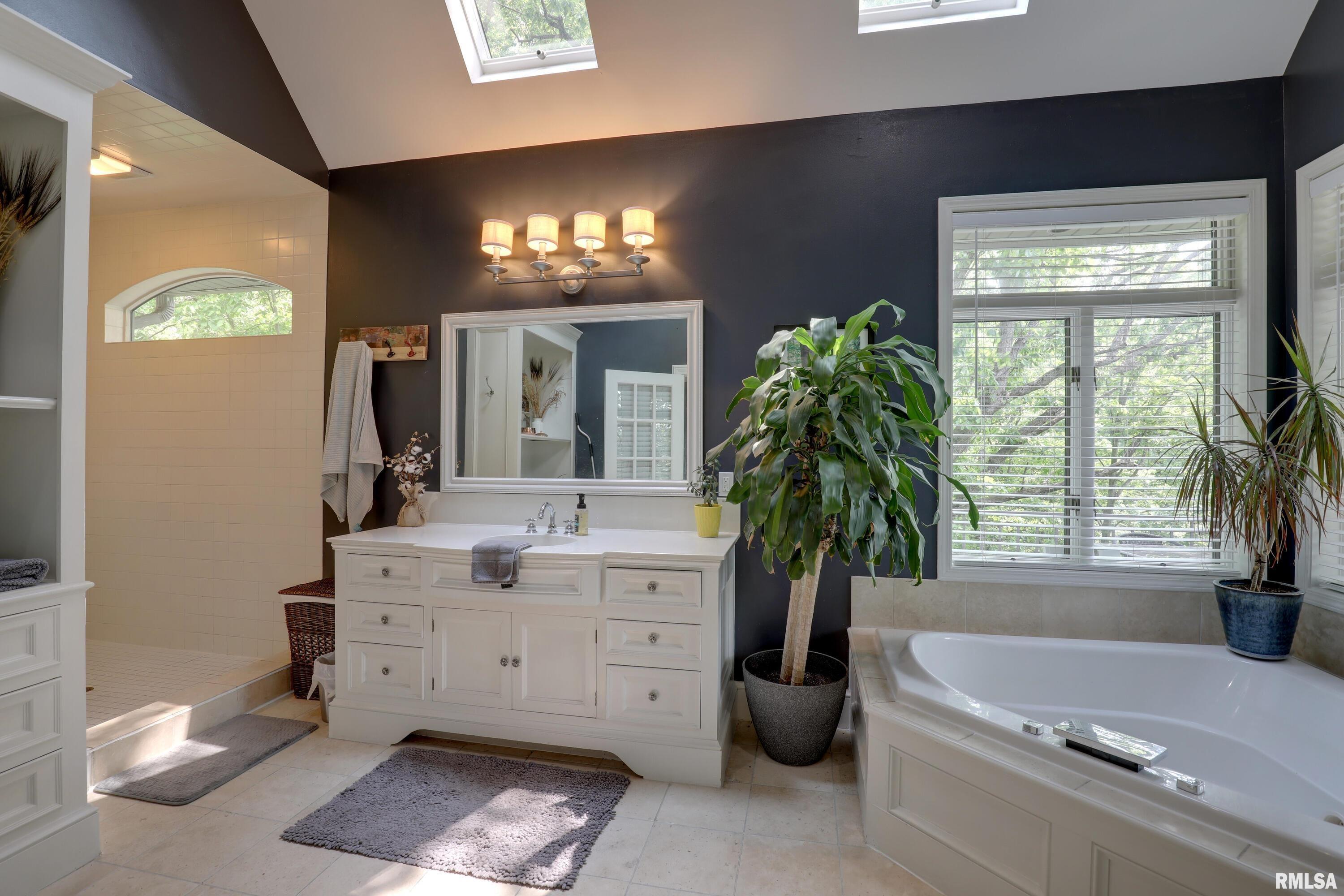 220 Einhaus Lane, Quincy, Illinois image 19