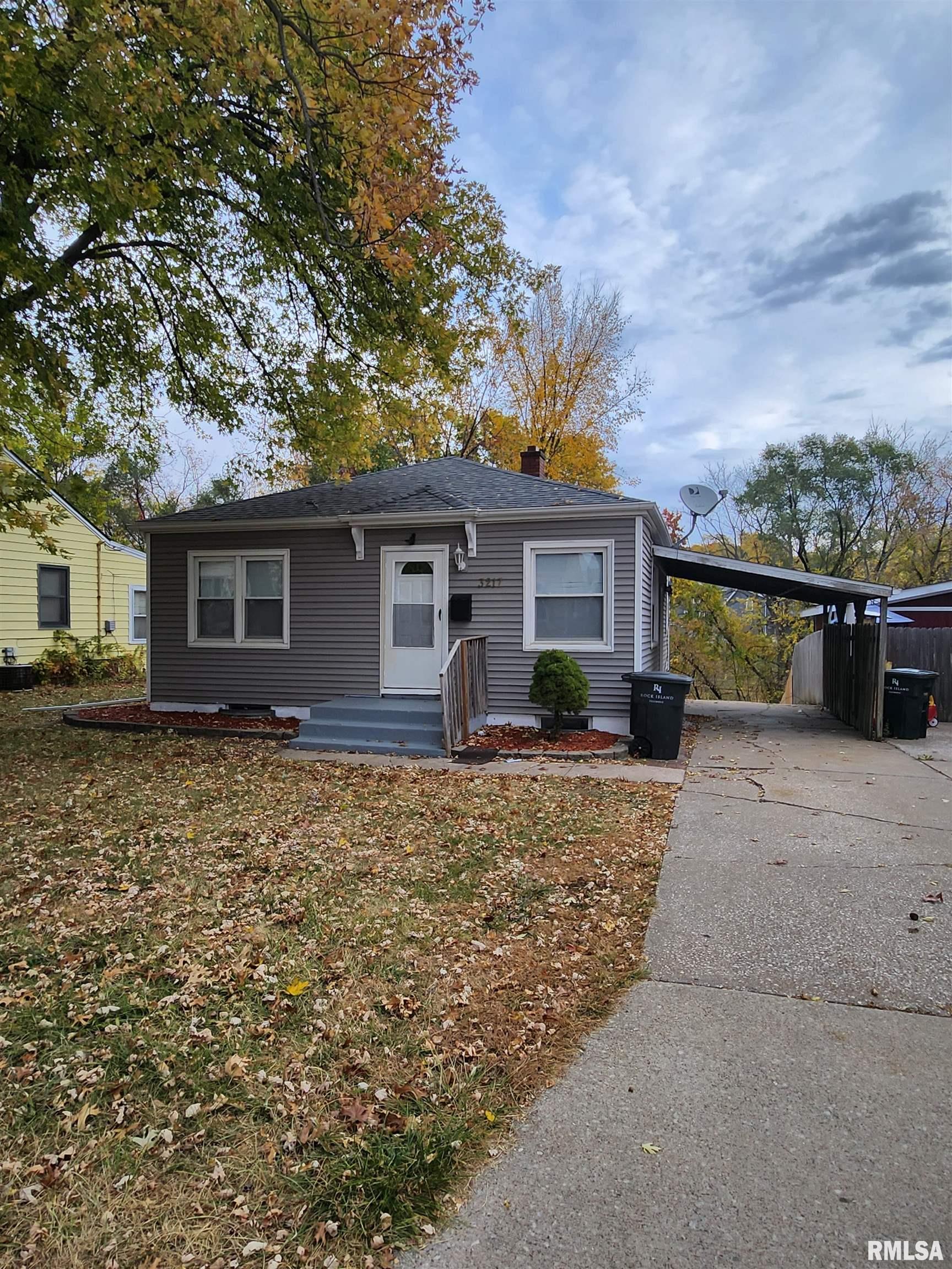 3217 26th Street, Rock Island, Illinois image 1