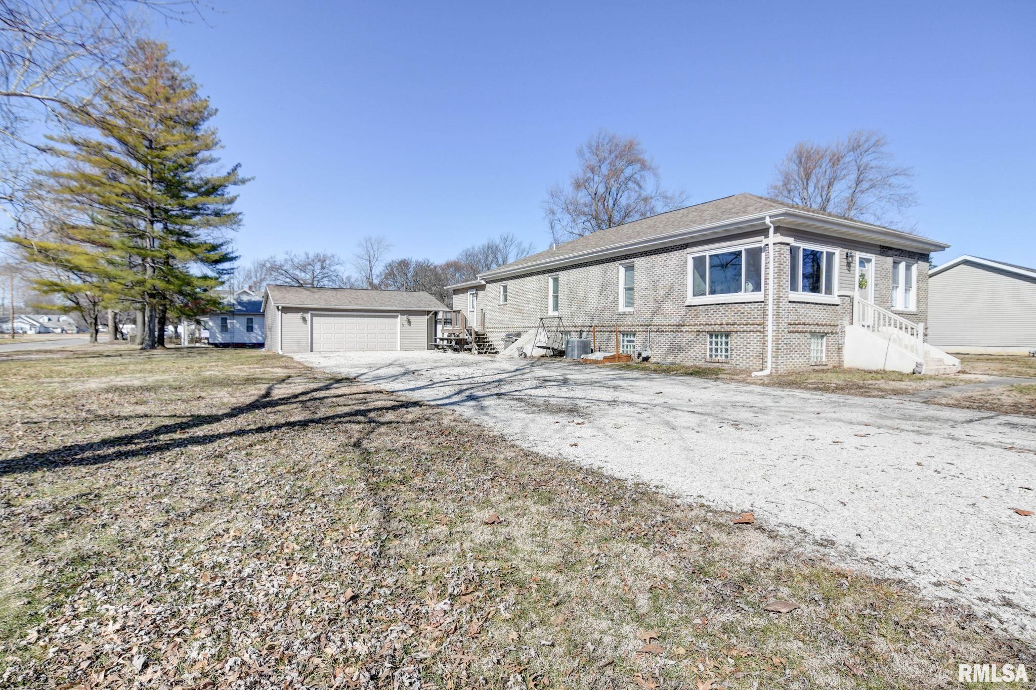 105 Richardson Avenue, Kincaid, Illinois image 23