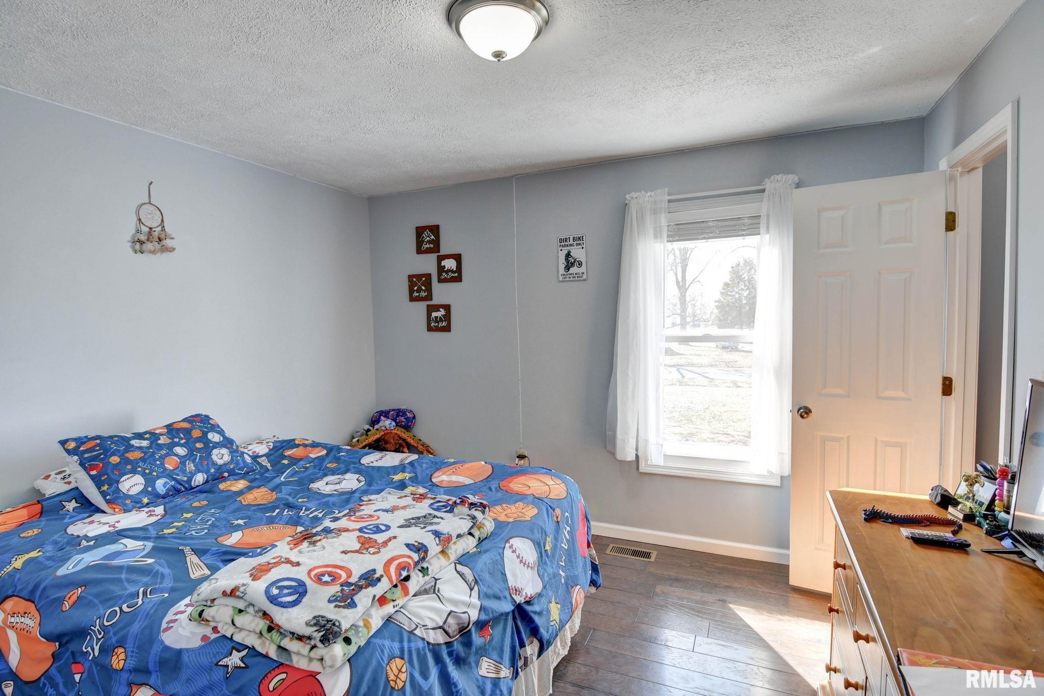 105 Richardson Avenue, Kincaid, Illinois image 10