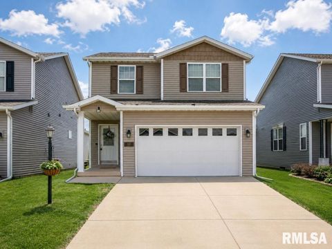 Homes For Sale - 1622 Savile Lane<br/> Tazewell County, Washington, IL 61571