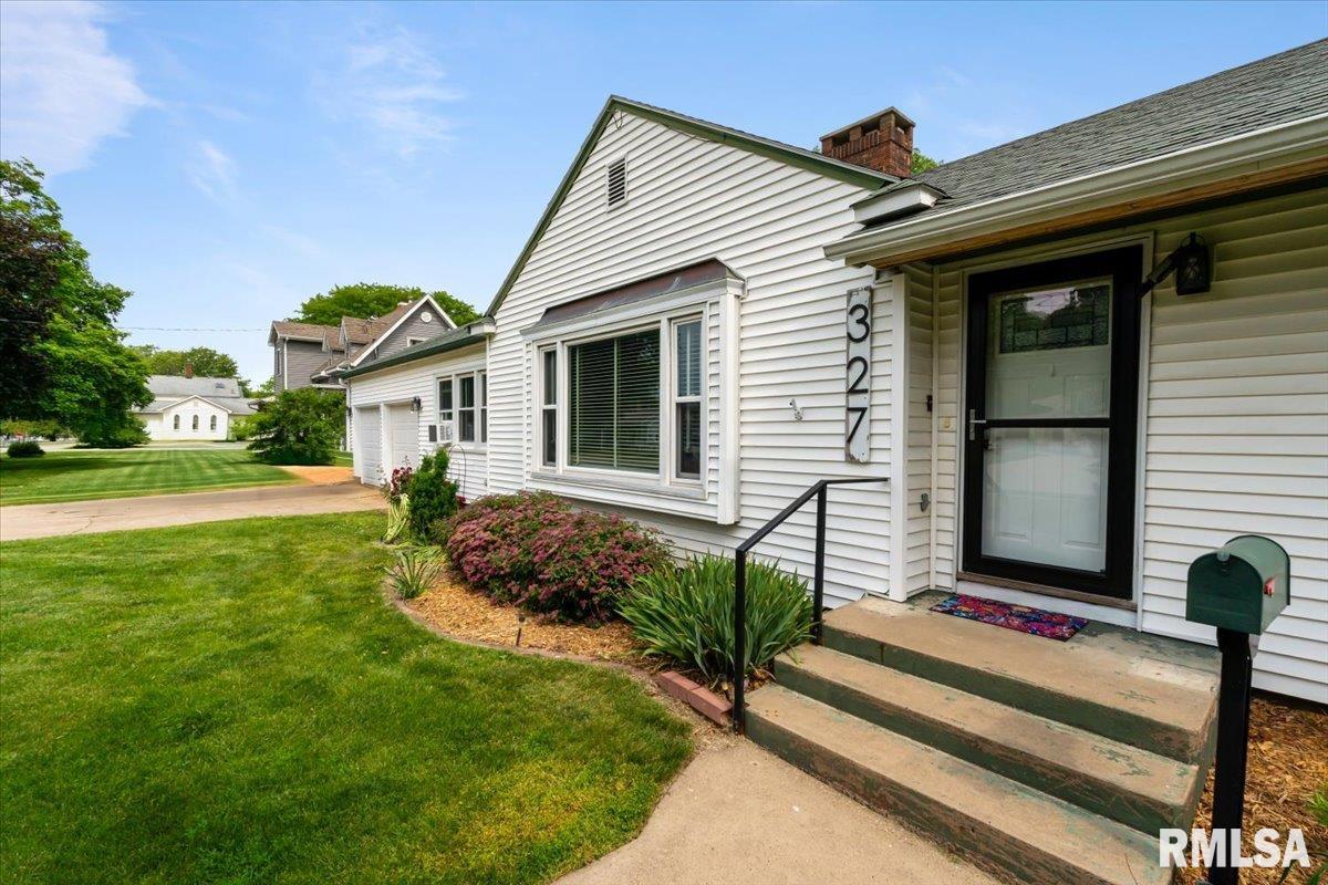 327 E Wells Street, Geneseo, Illinois image 4