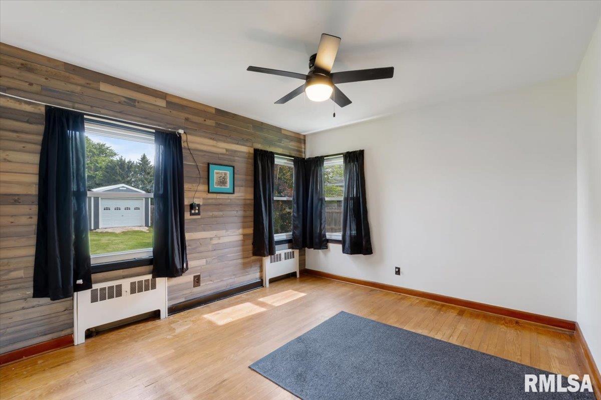327 E Wells Street, Geneseo, Illinois image 19