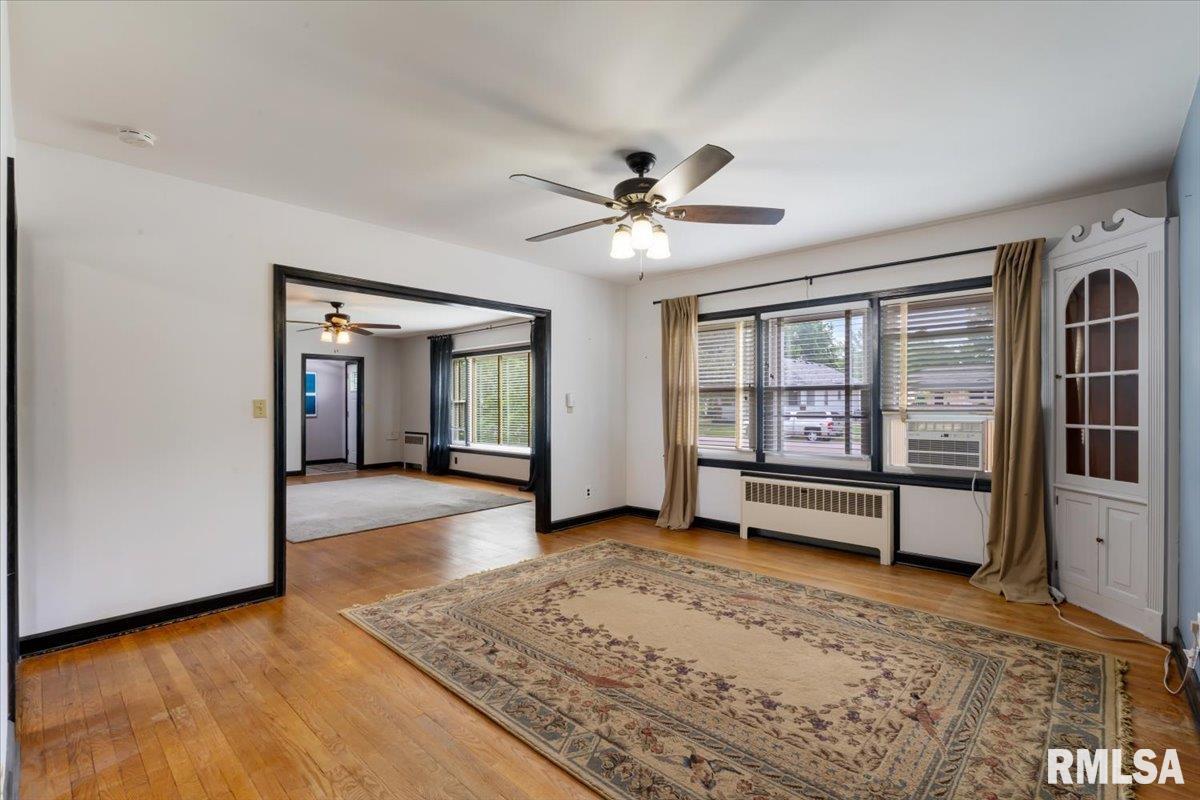 327 E Wells Street, Geneseo, Illinois image 11