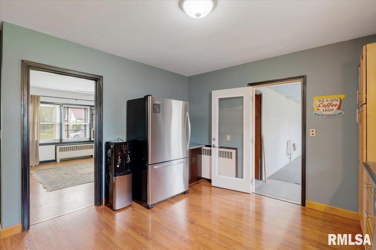 327 E Wells Street, Geneseo, Illinois image 16