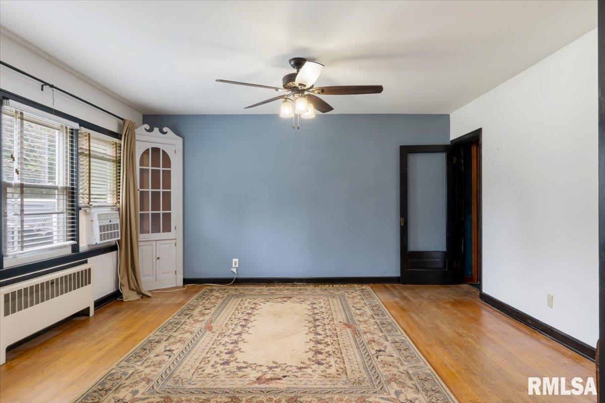 327 E Wells Street, Geneseo, Illinois image 9