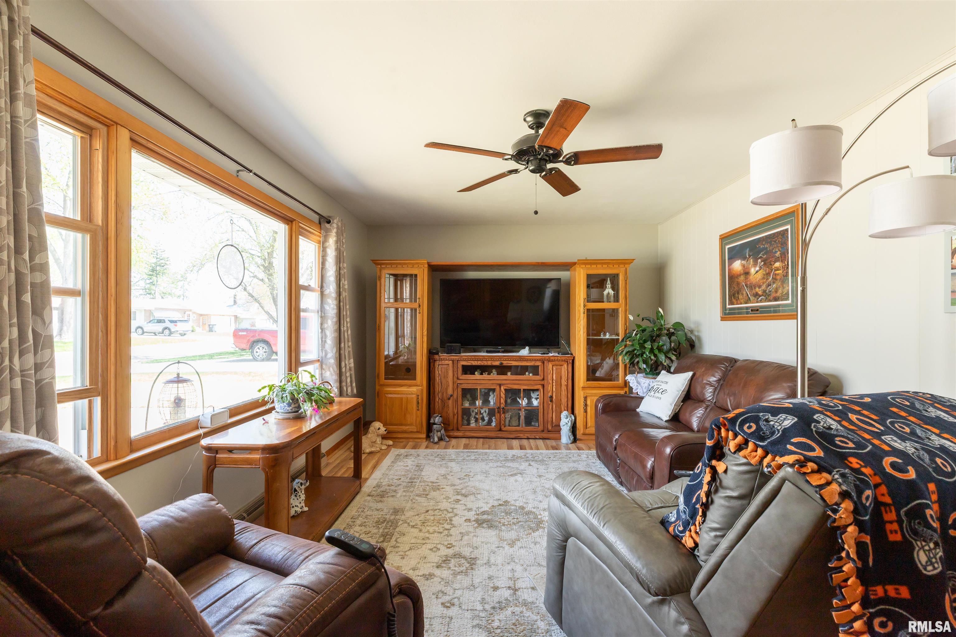 1129 6th Avenue North, Clinton, Iowa image 6