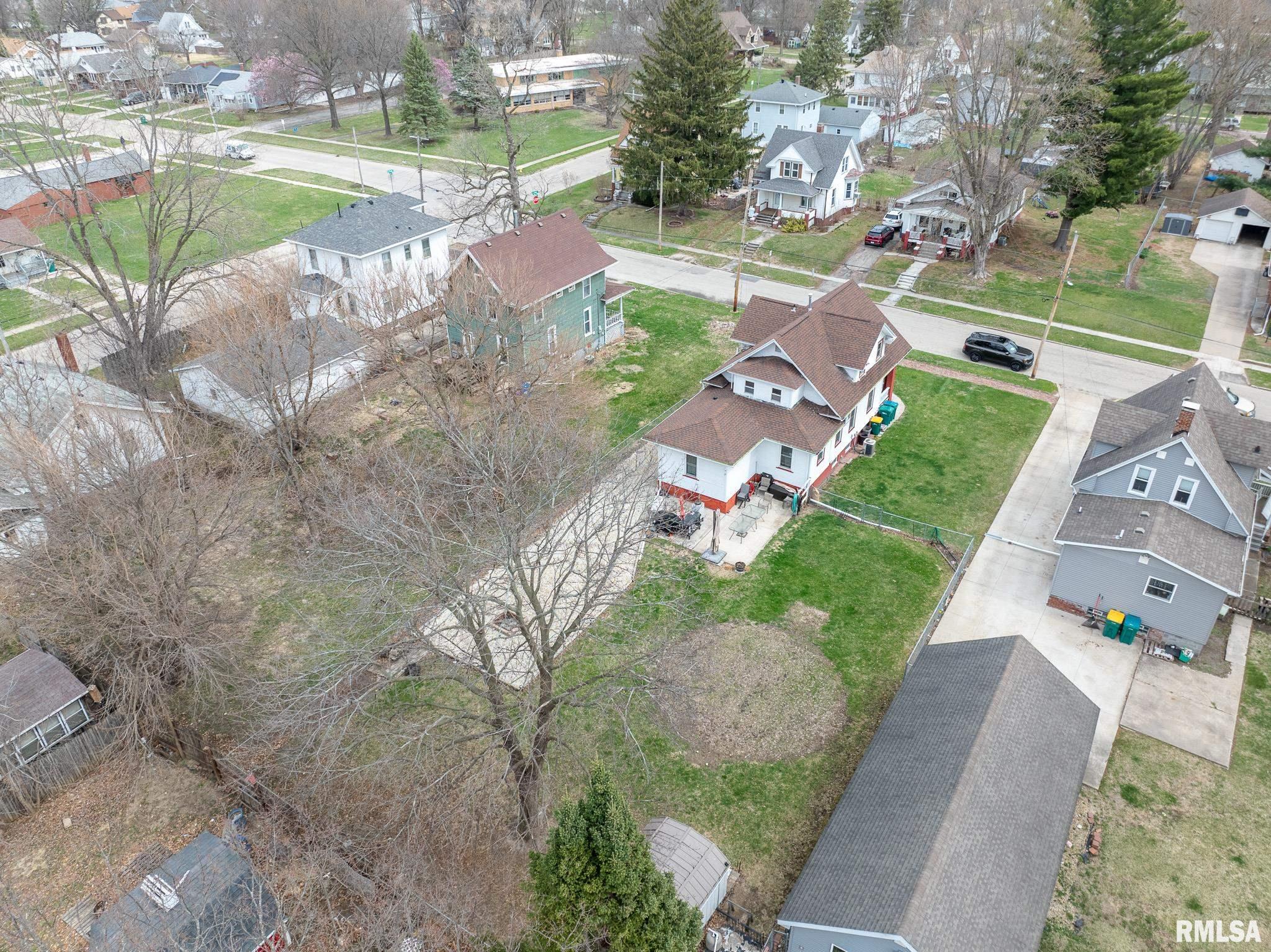 264 Walnut Avenue, Galesburg, Illinois image 2
