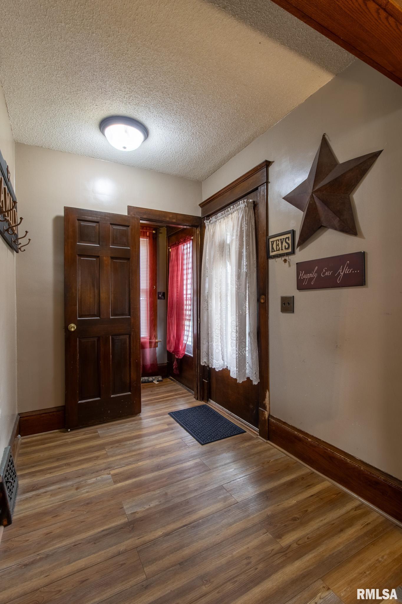 264 Walnut Avenue, Galesburg, Illinois image 6