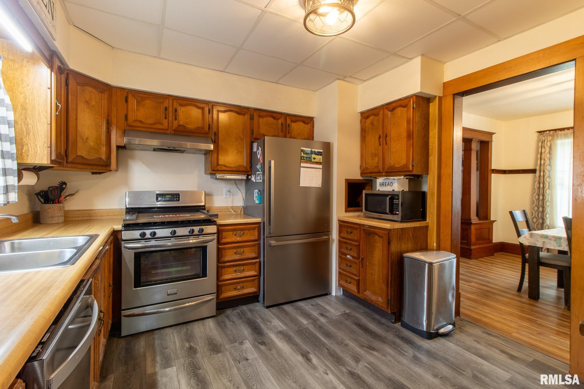 264 Walnut Avenue, Galesburg, Illinois image 11