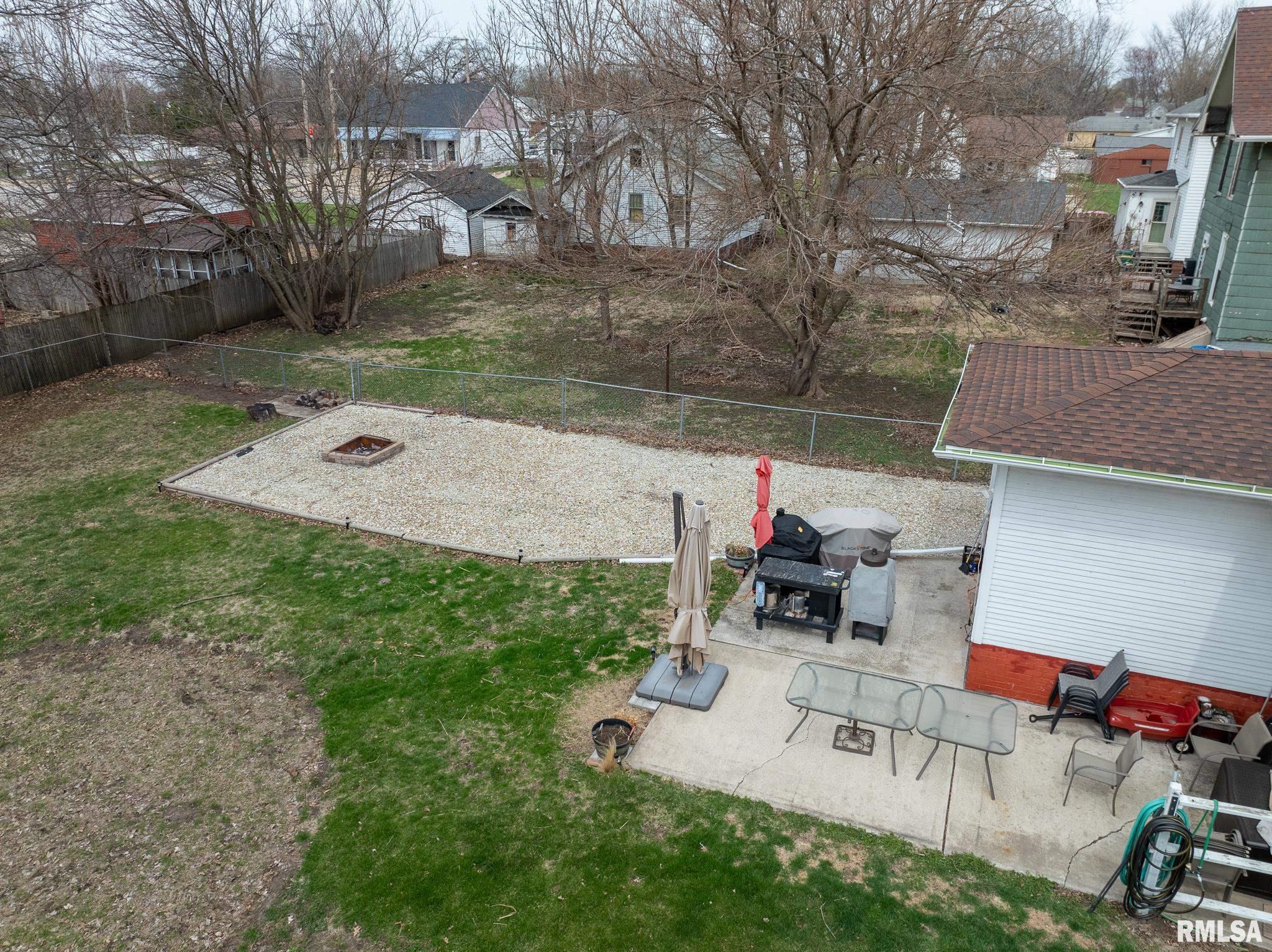 264 Walnut Avenue, Galesburg, Illinois image 3