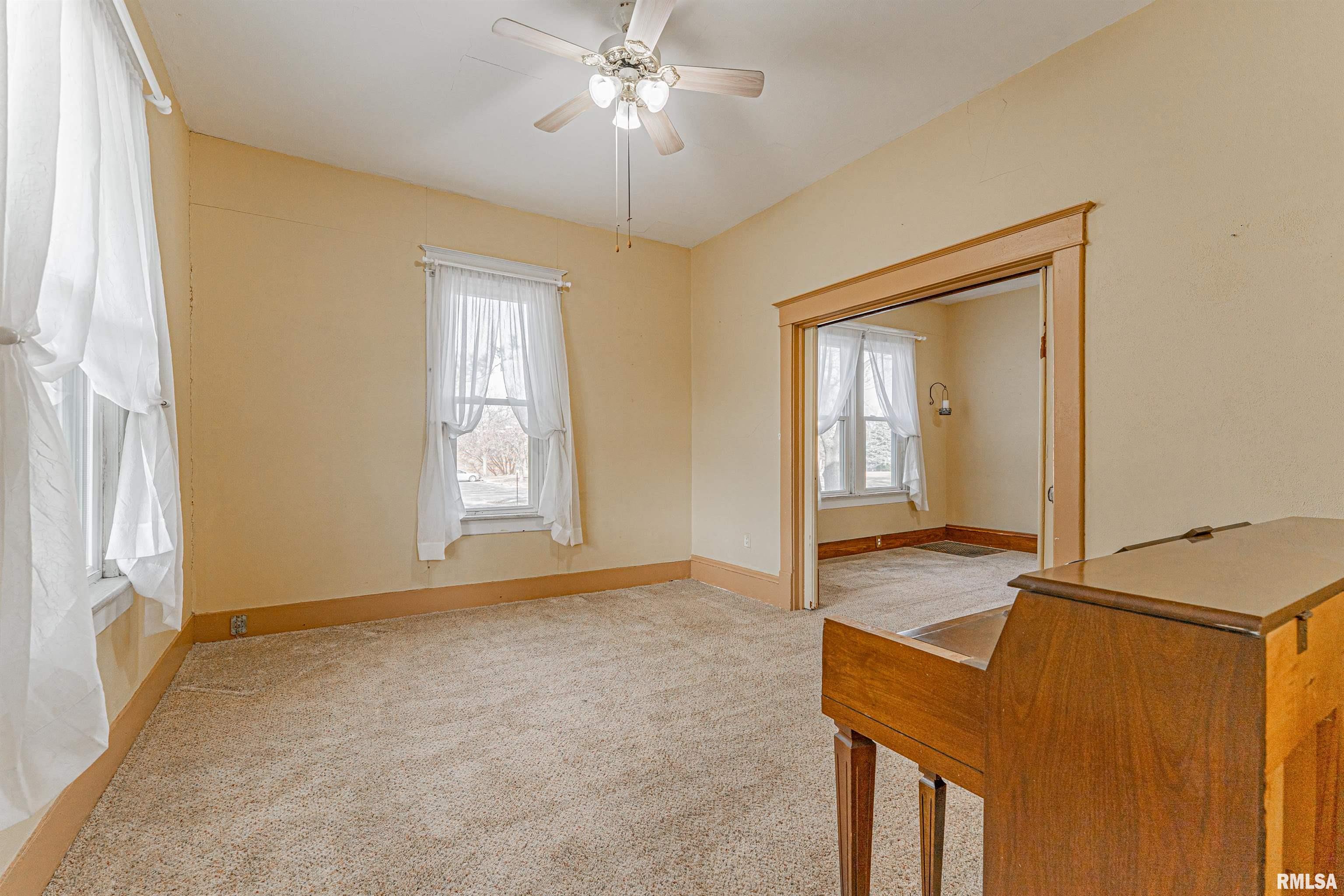 130 5th Street, Lincoln, Illinois image 6