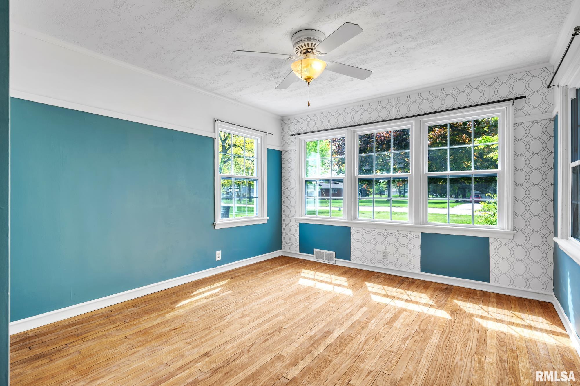 2255 N Broad Street, Galesburg, Illinois image 35