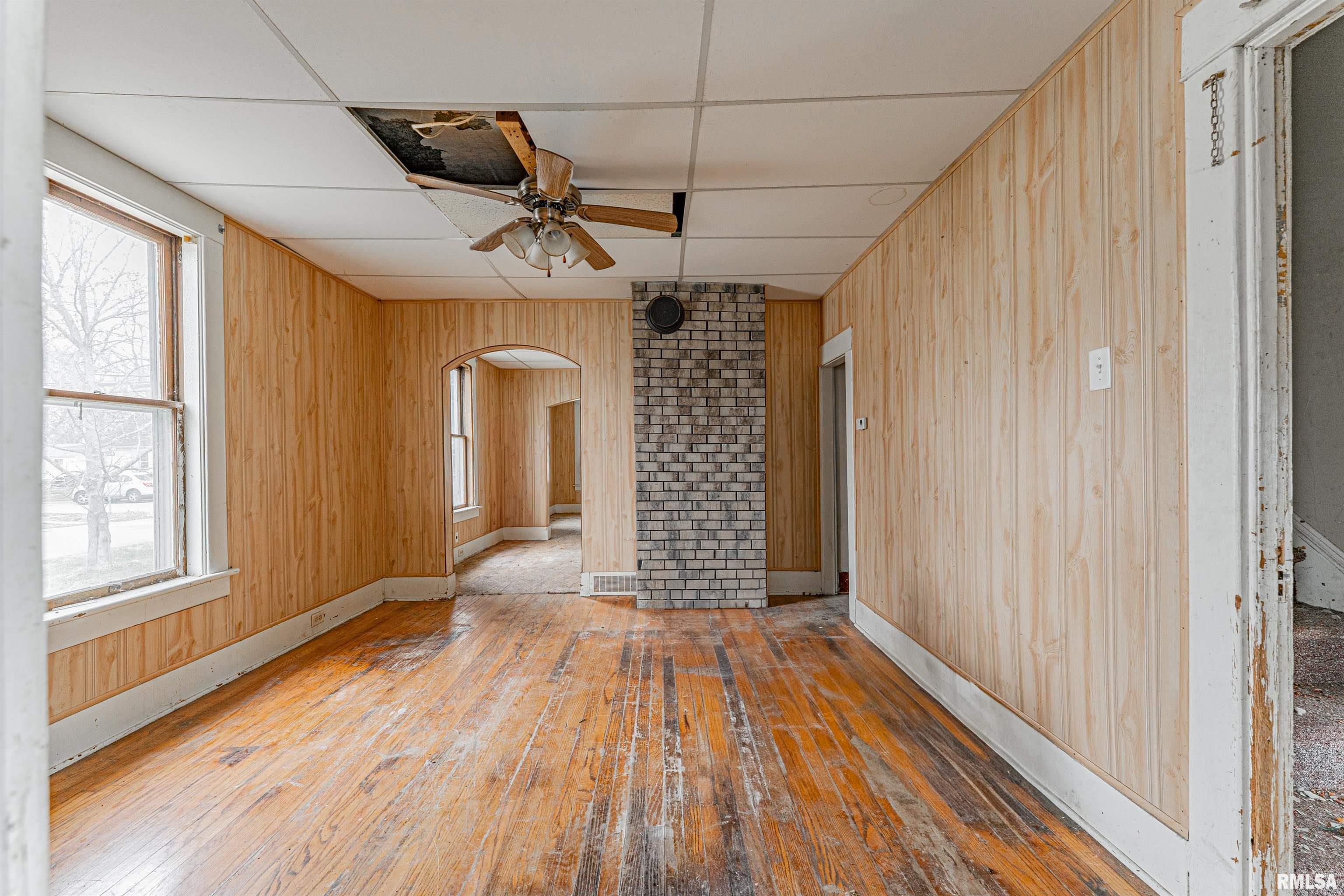 1019 N Mclean Street, Lincoln, Illinois image 6