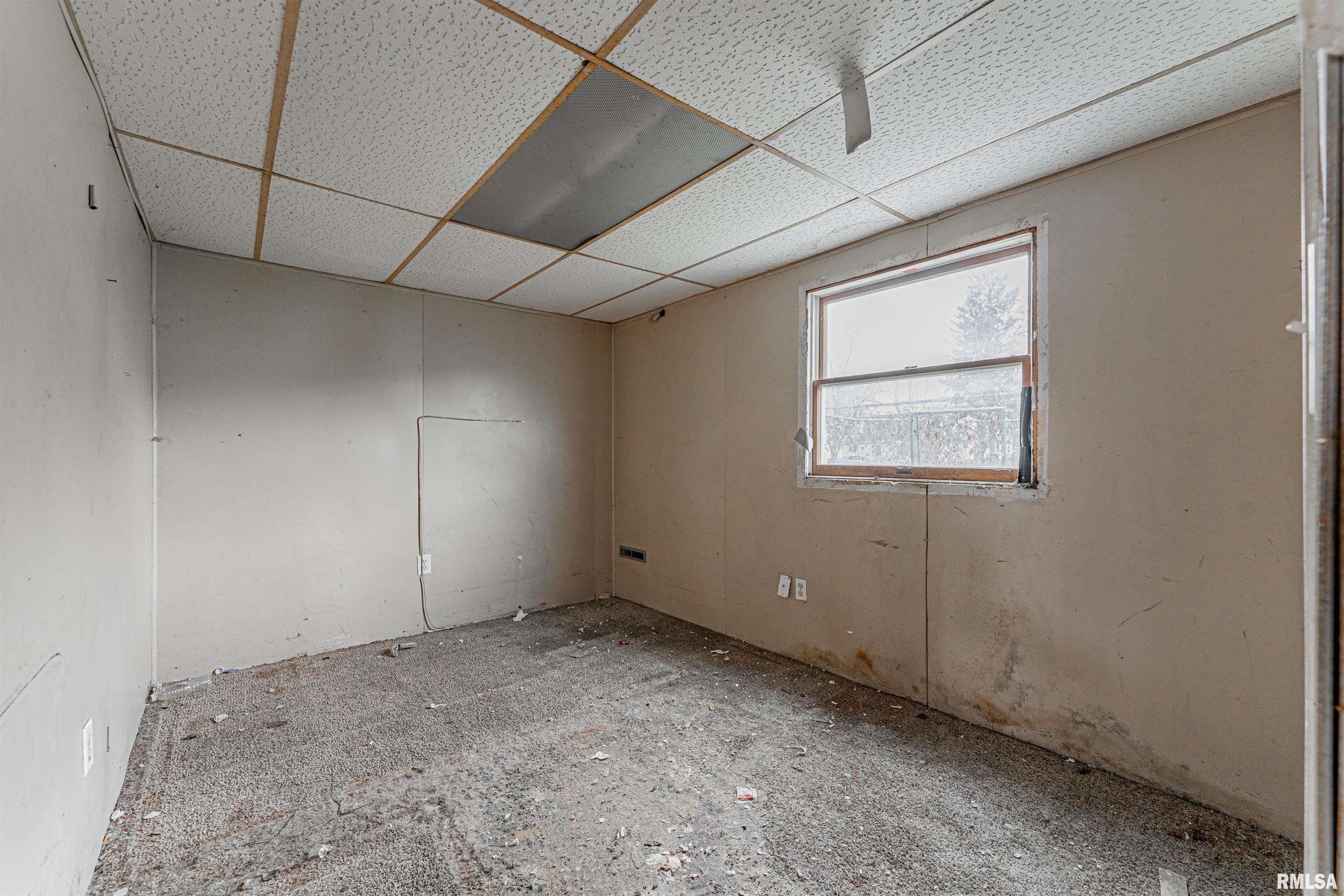1019 N Mclean Street, Lincoln, Illinois image 31