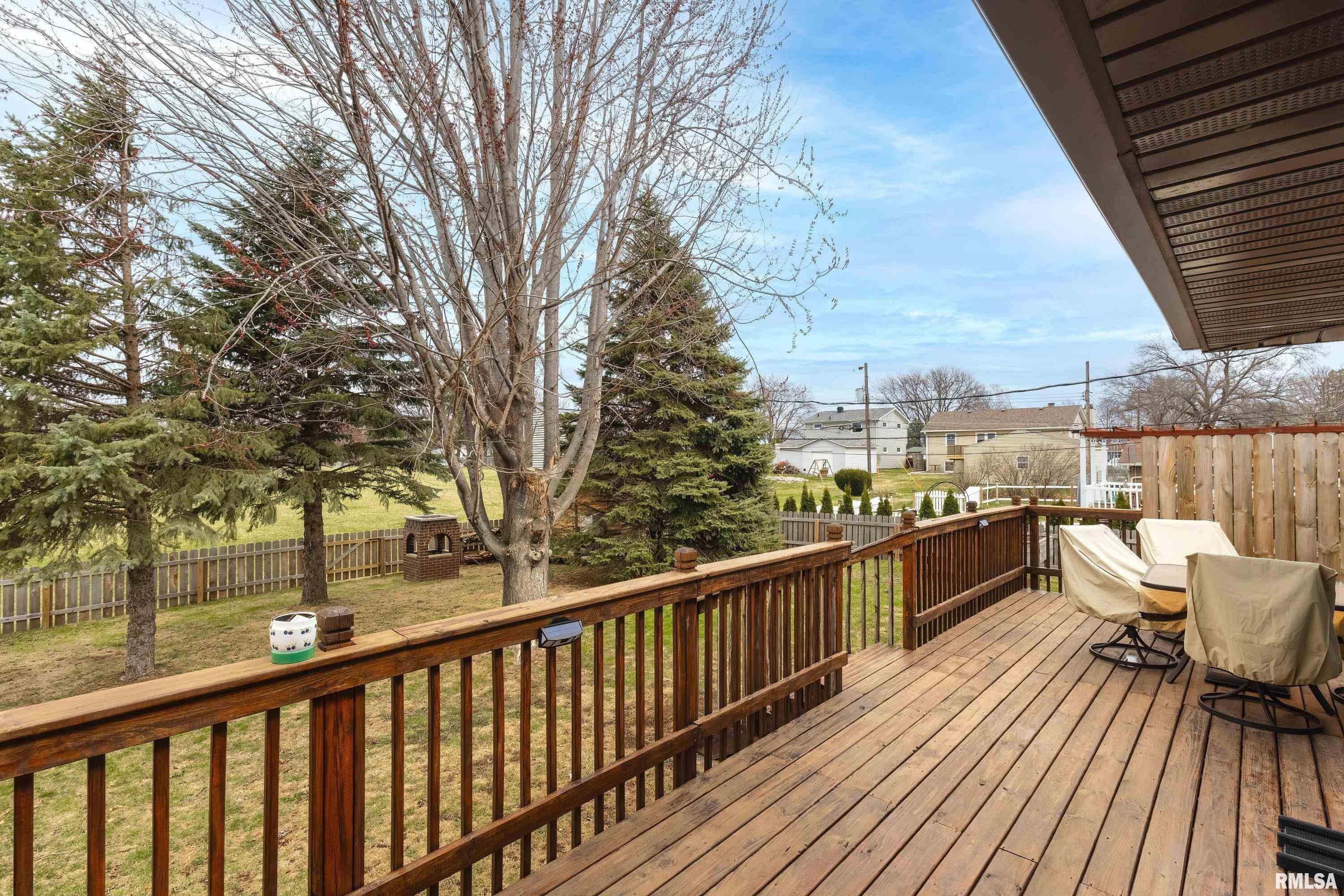 1558 W Garfield Street, Davenport, Iowa image 28