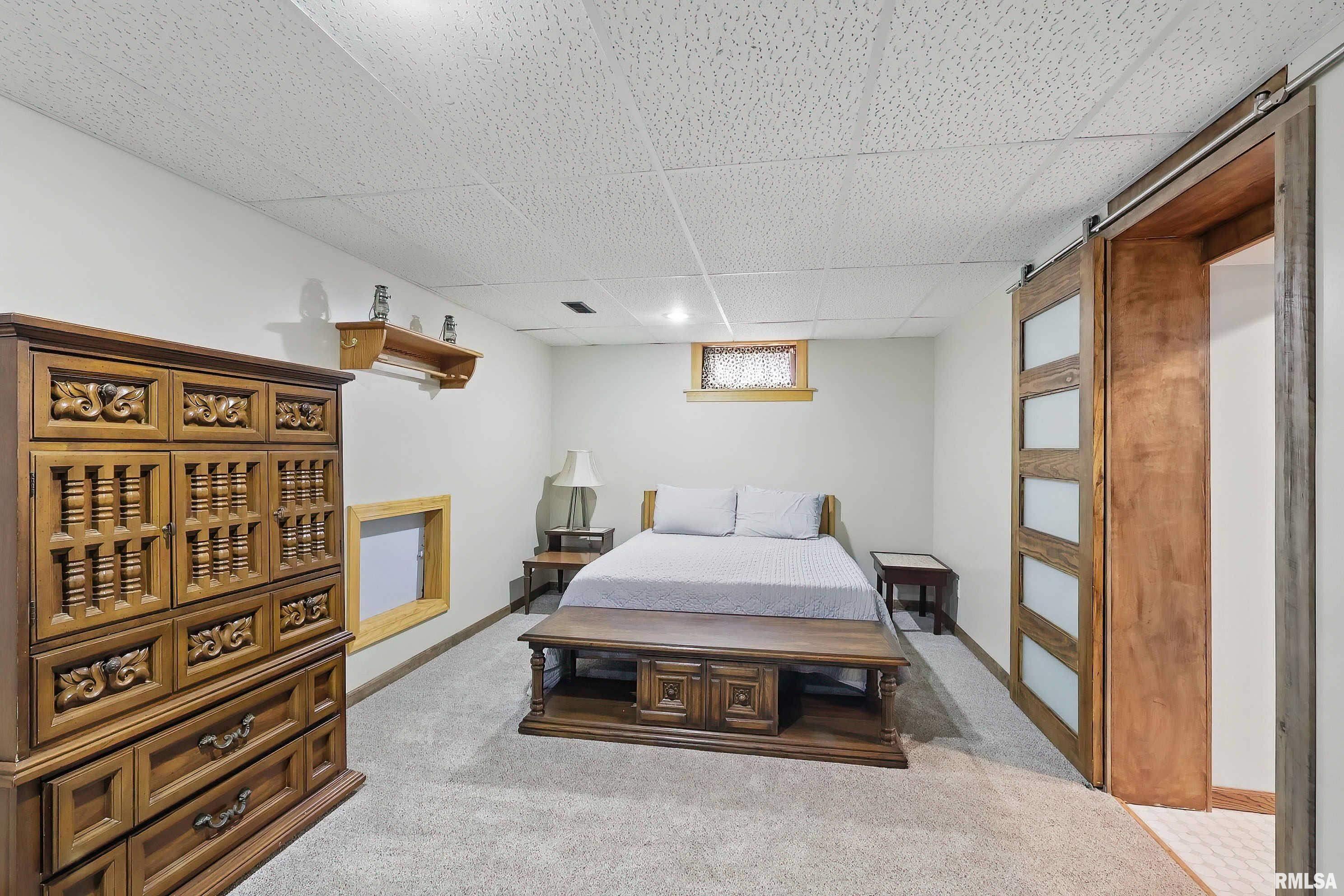 1558 W Garfield Street, Davenport, Iowa image 20