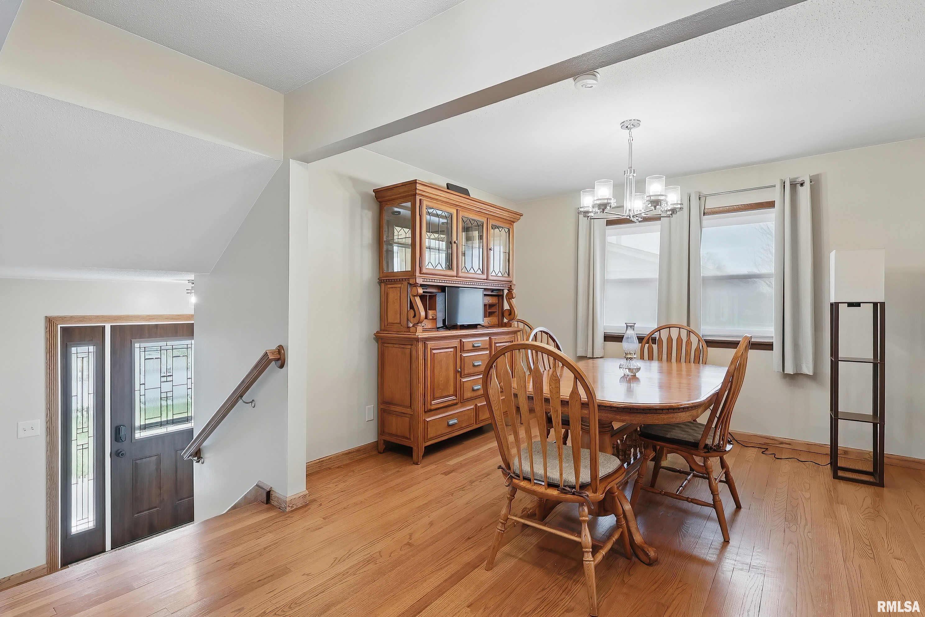 1558 W Garfield Street, Davenport, Iowa image 4